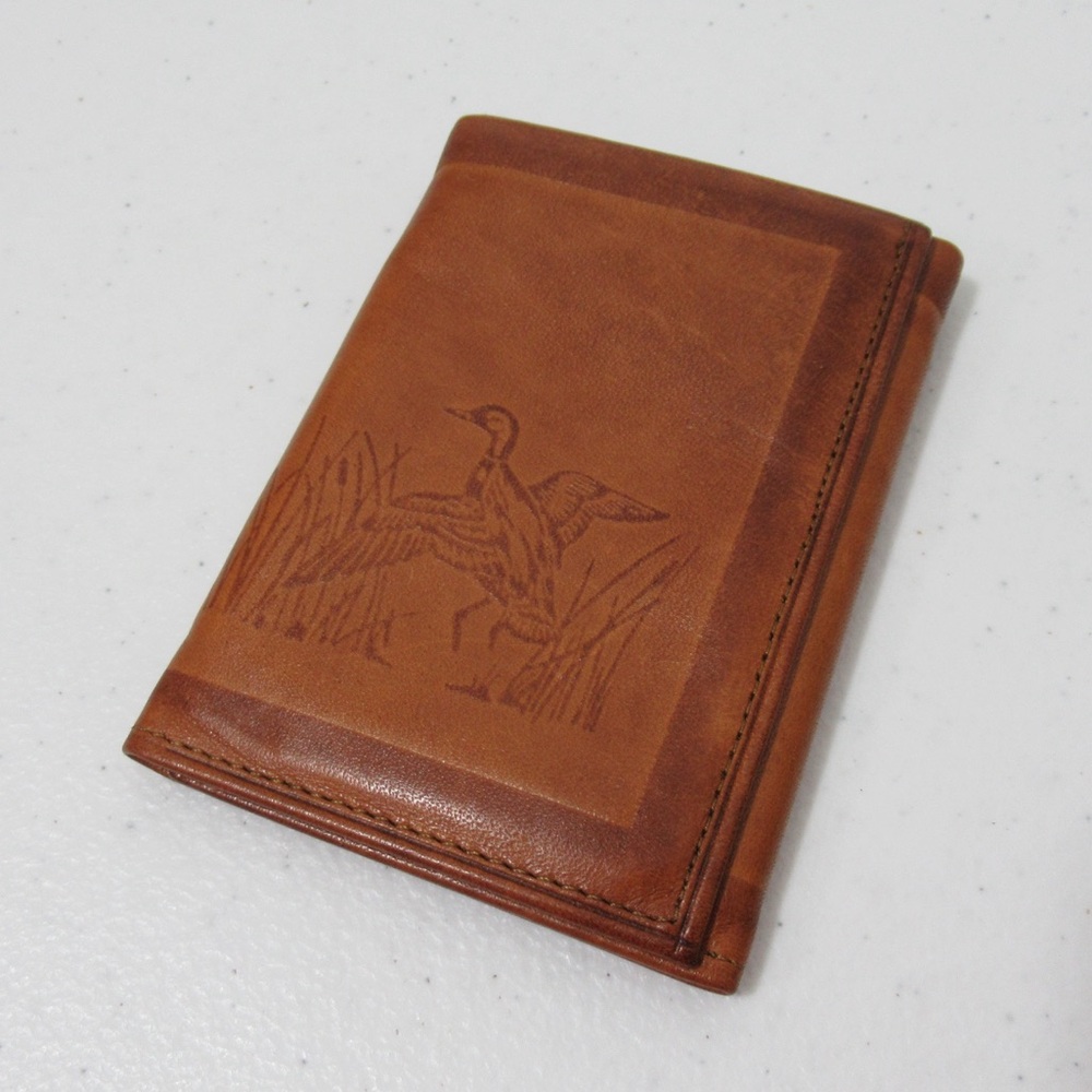 Men’s Vintage Brown Leather Duck Trifold Wallet